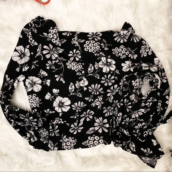 Revolve Majorelle wrap top floral sz S - Picture 4 of 6